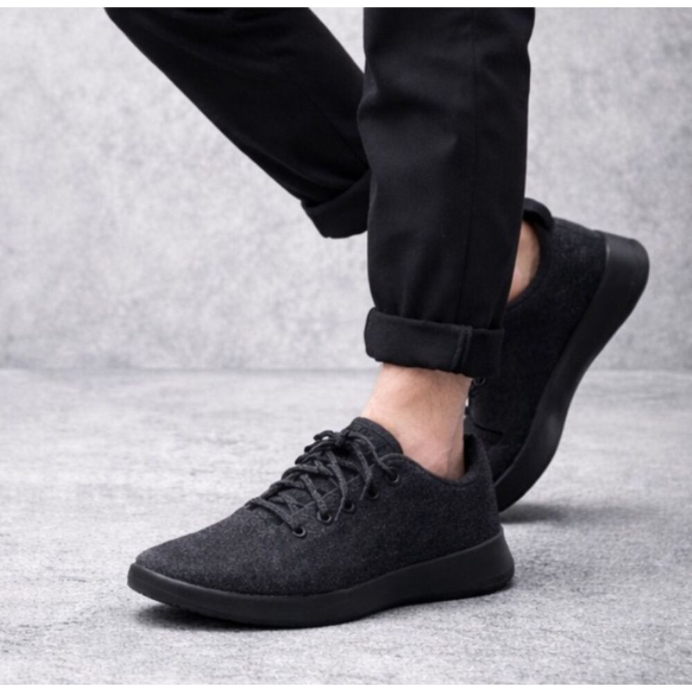 Allbirds Wool Runners Men’s Size 13 Gray /Navy Merino Wool Lace-Up Sneakers